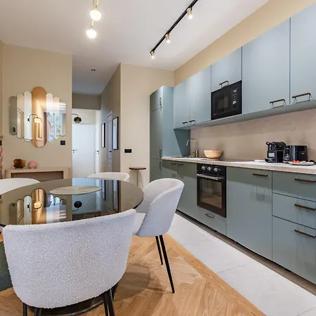 Apartment Spacious Air-conditioned In Bastille, 11th